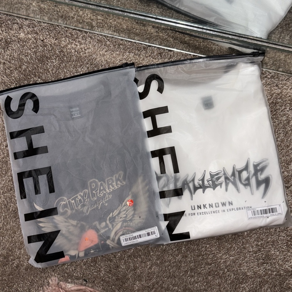 Sleeveless Tops